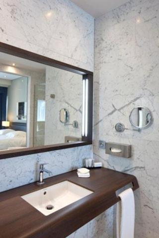 Blue Woods Hotel - Deerlijk Pokój zdjęcie